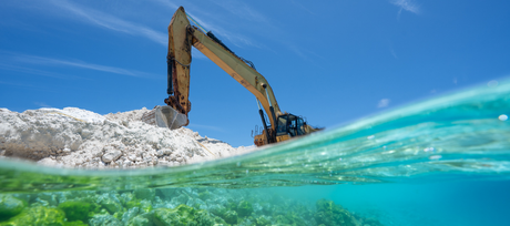 From "The Dump" to the Deep: A Conversation with Maldivian Photographer and Conservationist, Hassan Ishan